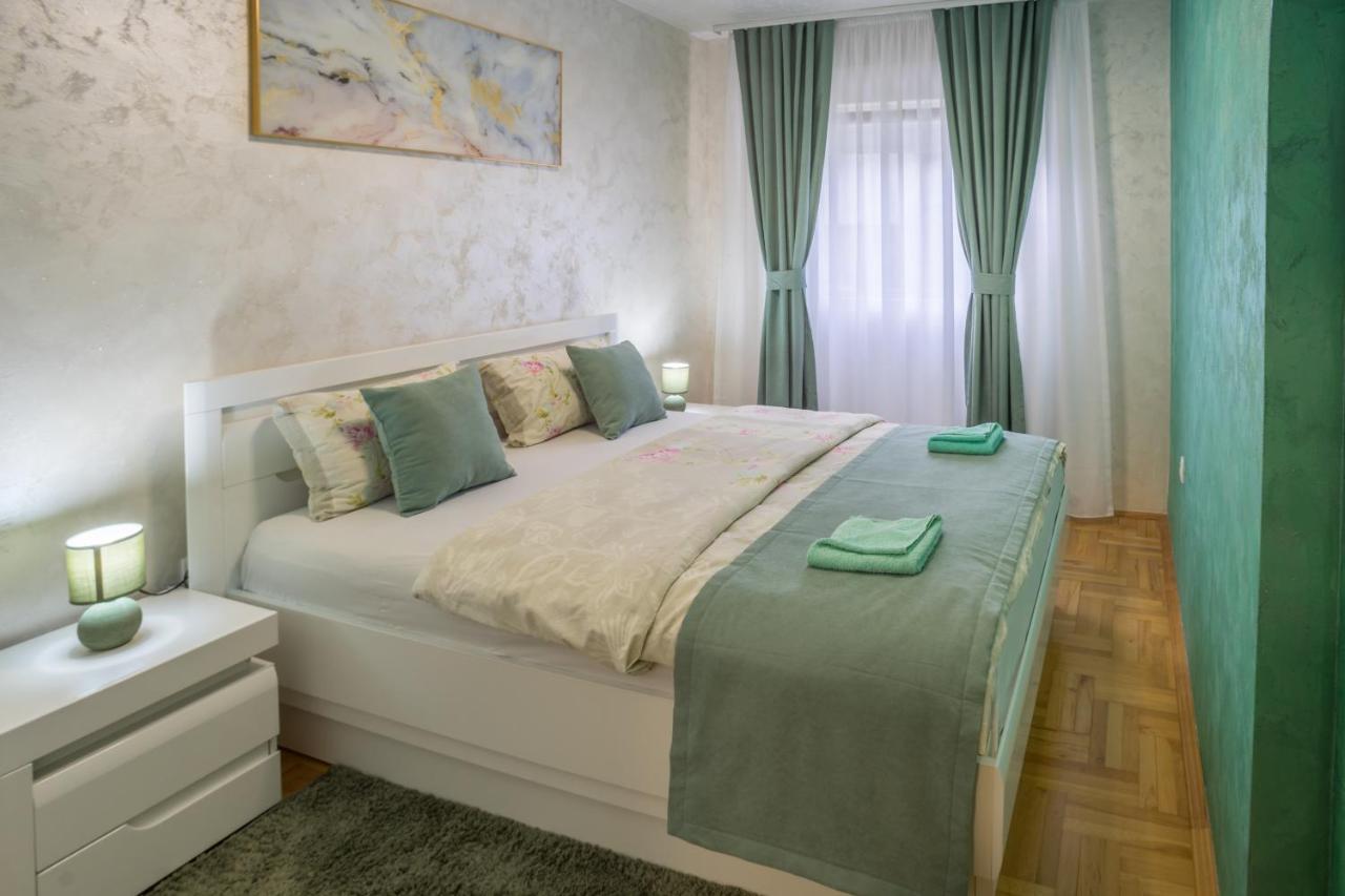 Lux Deluxe Apartment Жабляк Екстер'єр фото