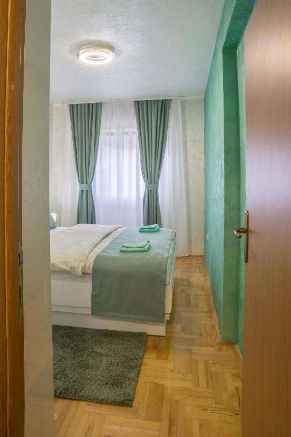 Lux Deluxe Apartment Жабляк Екстер'єр фото